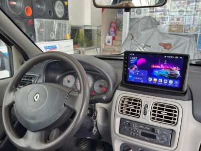 RENAULT CLİO 2 ANDROİD MULTİMEDYA SİSTEMİ